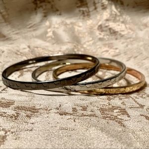 Honeycomb Texture Set of 3 Metallic Bangles